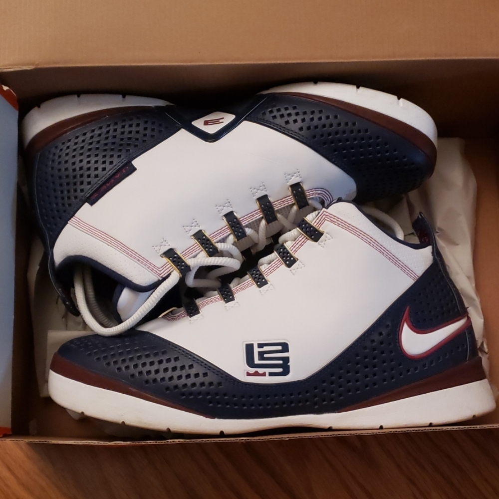 Lebron Nike Zoom Soldier II